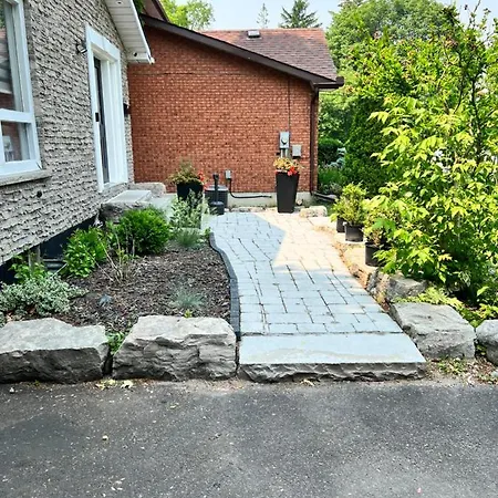 Furnished Family Home Near Toronto - Great Location Game Room - Backyard - Parking & Self Checkin Pickering Exterior photo